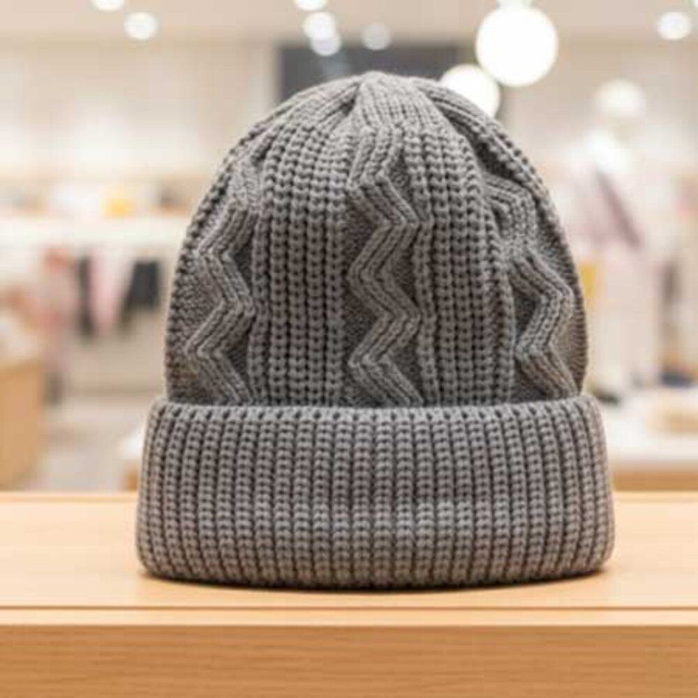 Ladies Grey Stylish Winter Hat - Picture 4 of 5